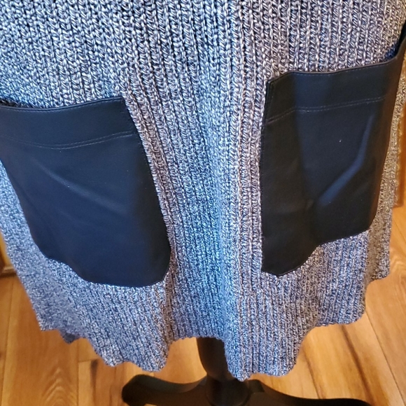 BANANA REPUBLIC LONG SWEATER SIZE M - Picture 3 of 8